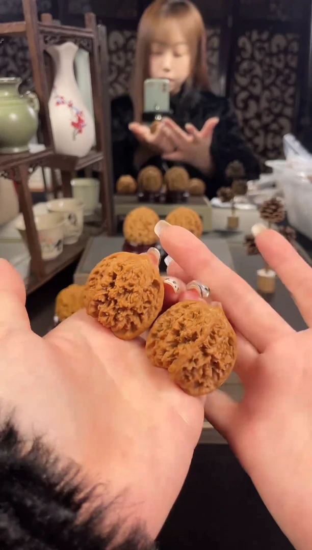 【闪购商品】文玩核桃把件满天星39尺-9