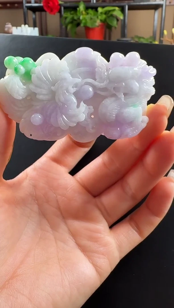 颈饰未镶嵌翡翠龙凤