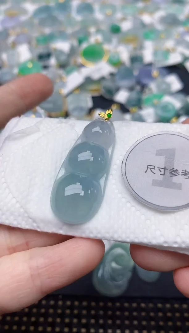 颈饰18K金镶嵌翡翠天然缅甸A货翡翠