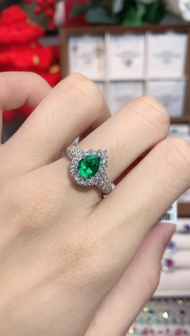 铂Pt900镶嵌戒指祖母绿1.175ct/天然宝石/七天无理由
