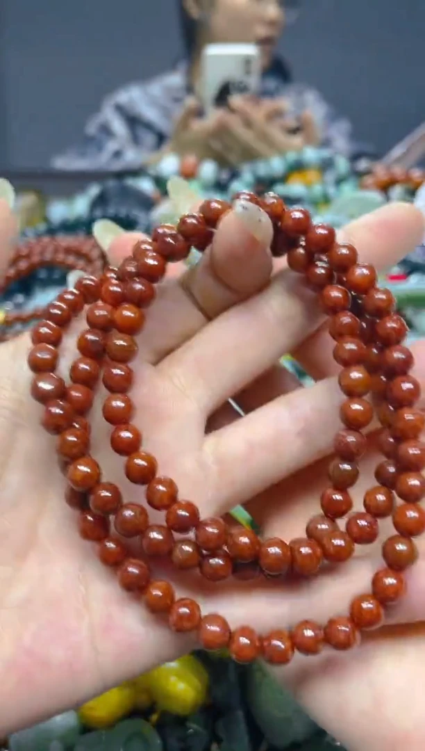 颈饰未镶嵌翡翠5MM/ Q /翡翠A货，一件也是批发价