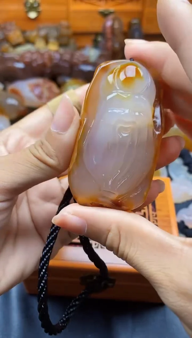 未镶嵌1玛瑙/玉髓阿*1ll