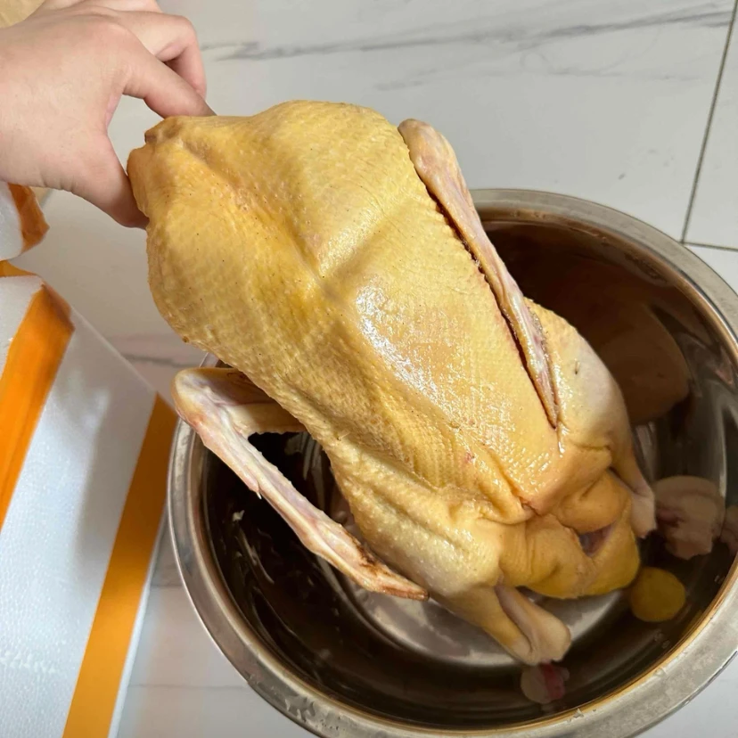 广西正宗河边、水库、鱼塘散养土鸭（皮黄肉红、不腥不柴、肉质鲜美）