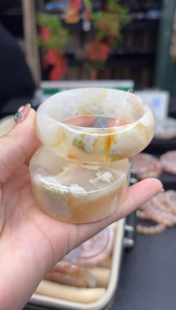 【闪购商品】石英质玉手镯未镶嵌656（54圈赠送镯心）