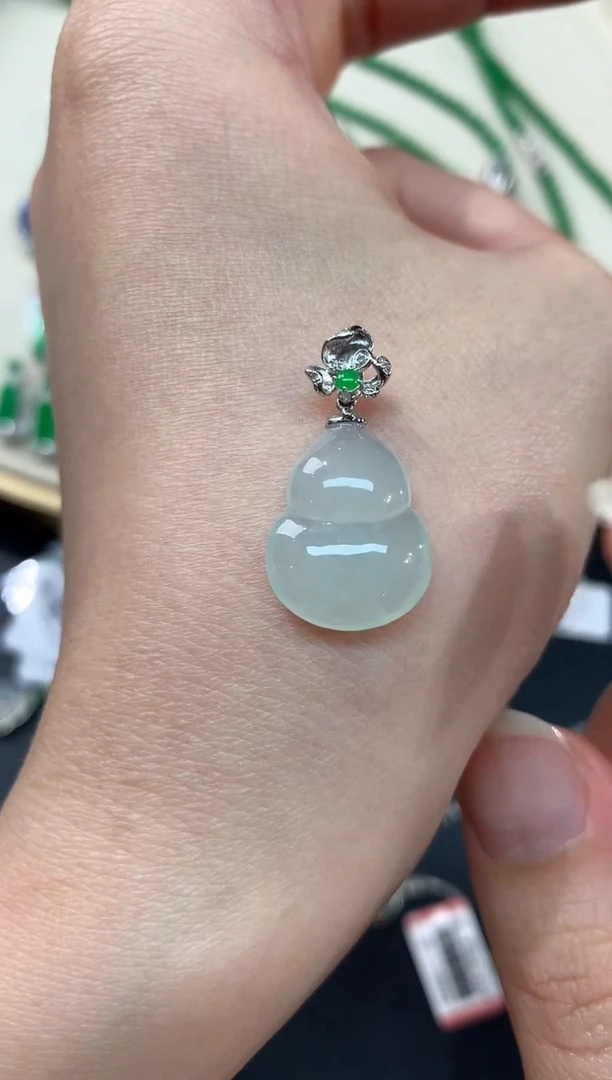 【闪购商品】翡翠吊坠(不含链)18K金镶嵌A134|多样性发一件980