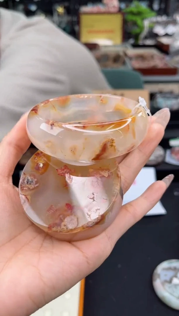 【闪购商品】石英质玉手镯未镶嵌63圈口（赠送镯心）6680332