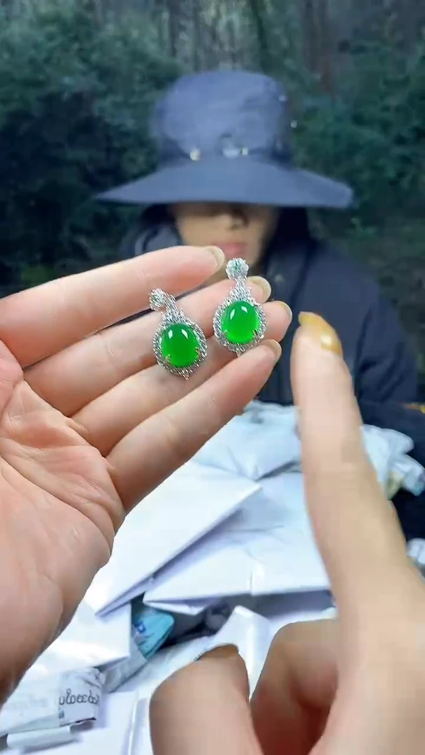 满色吊坠 所见即所得！！