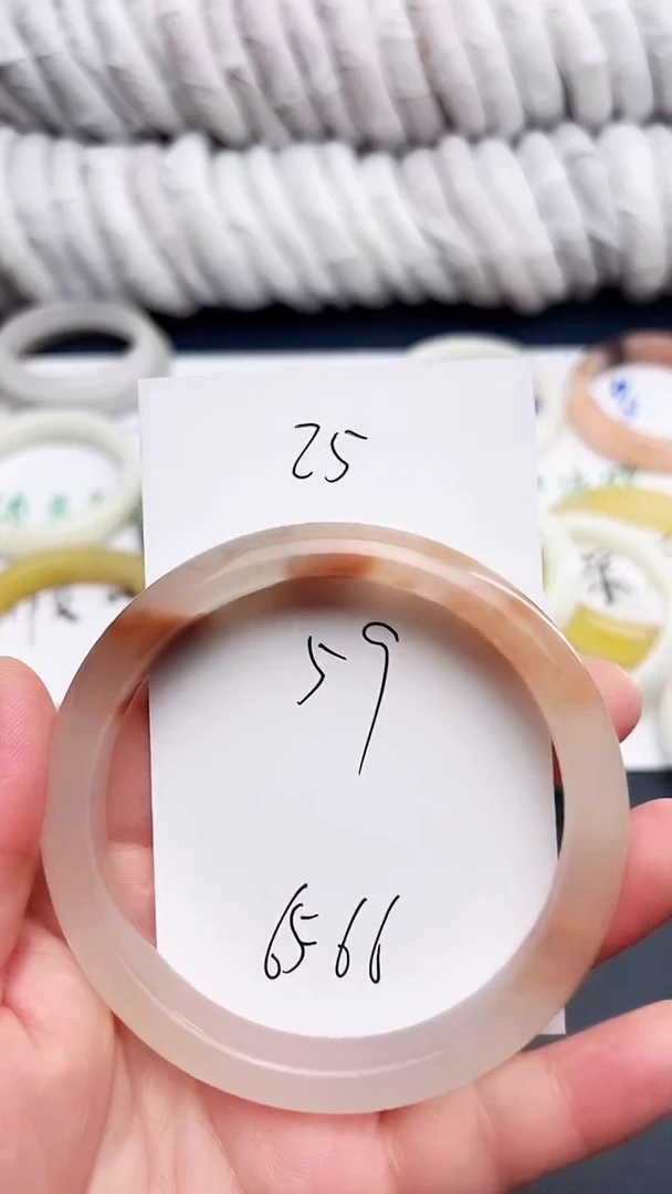 未镶嵌手镯石英岩玉25/圈口65