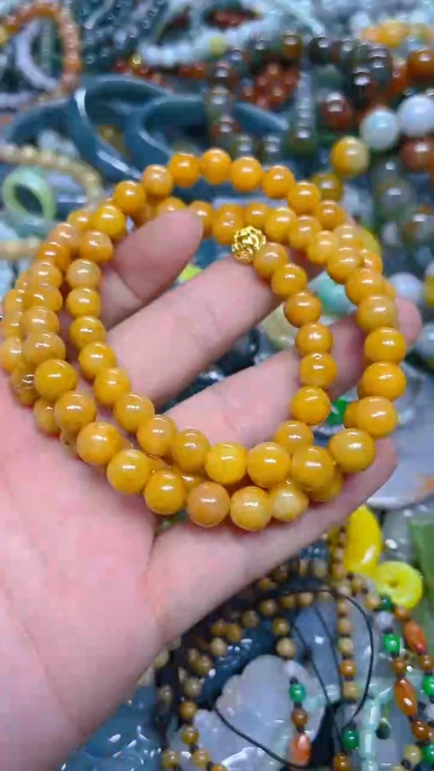 颈饰未镶嵌翡翠8mm/ M /翡翠A货，一件也是批发价
