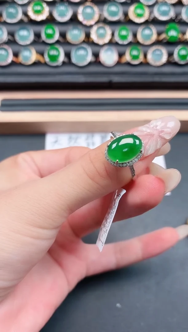 翡翠戒指银S925镶嵌111