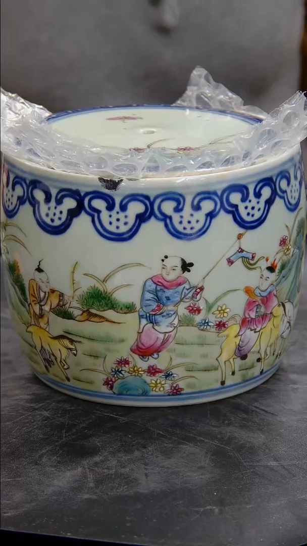 罐粉彩人物蛐蛐罐#1303#