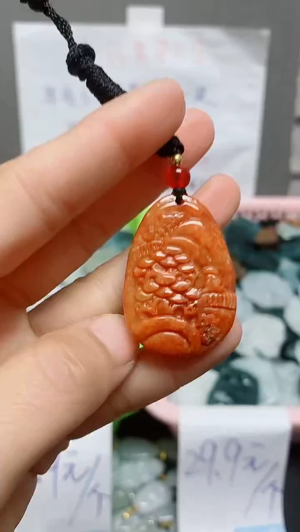 【闪购商品】翡翠颈饰未镶嵌天然翡翠A货