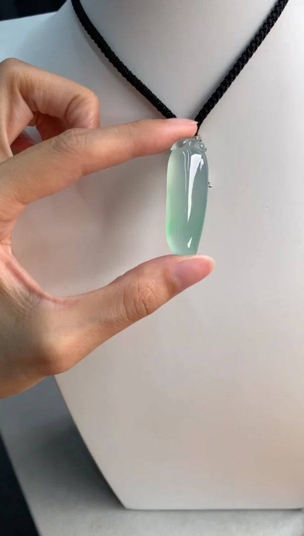 颈饰未镶嵌翡翠41.7-14.4-8.6