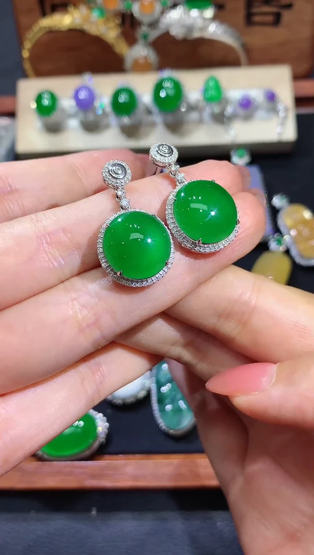 翡翠18K金镶嵌耳饰40团购