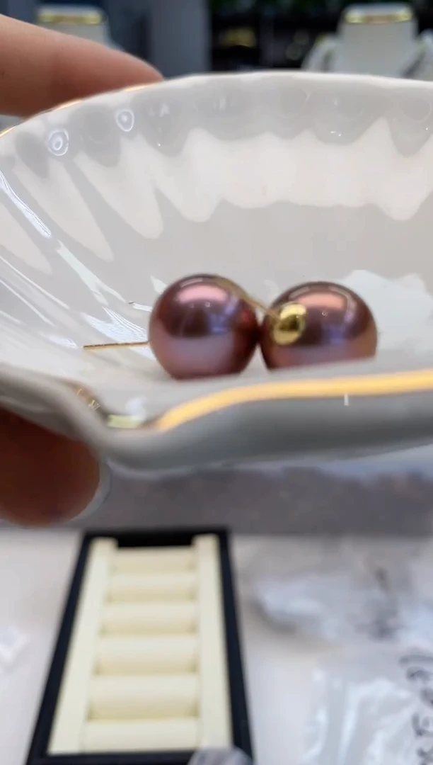 【闪购商品】淡水珍珠耳饰18K金镶嵌淡水耳钉酒红12-13