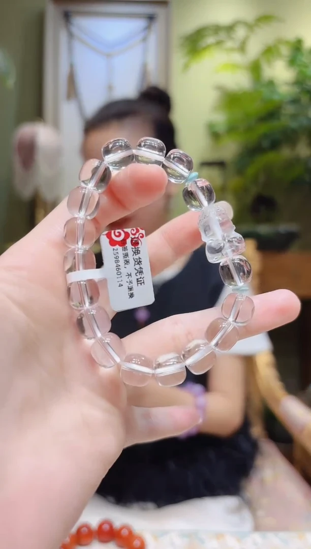 【闪购商品】水晶手串未镶嵌无相佛老型白水晶手串8.1