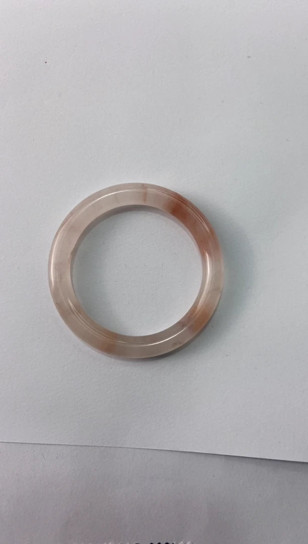 【闪购商品】石英质玉手镯未镶嵌1