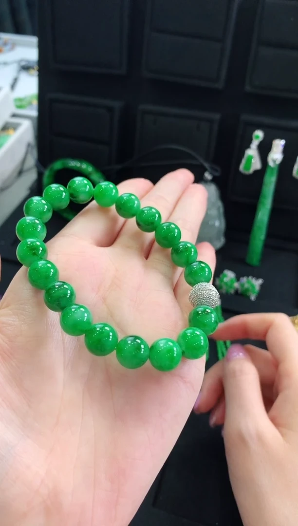 【闪购商品】翡翠手串18K金镶嵌手串