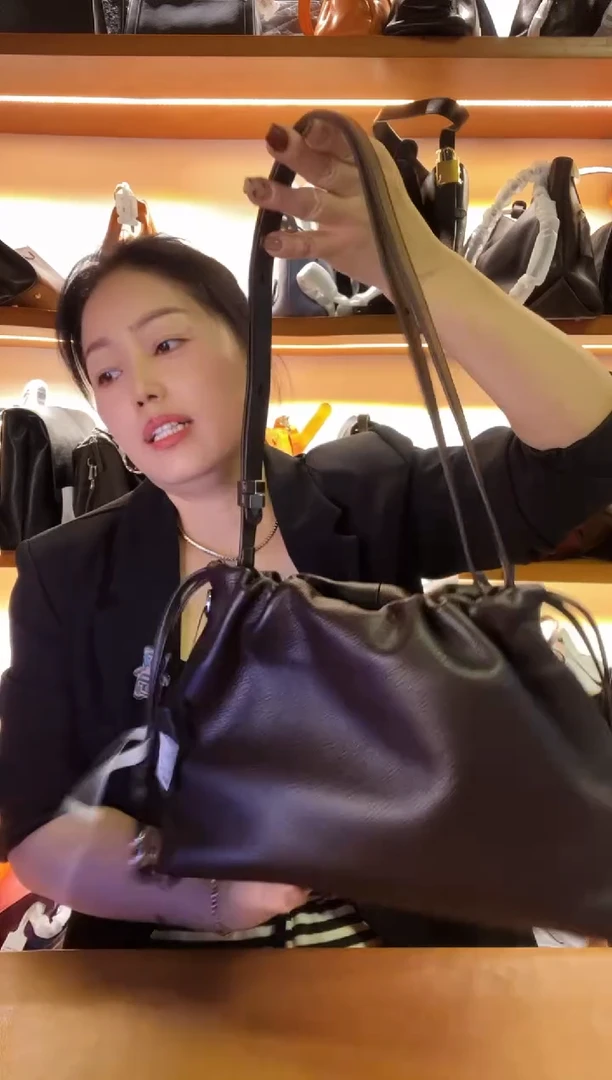牛皮（革）高端订制时尚百搭女士手提斜跨包