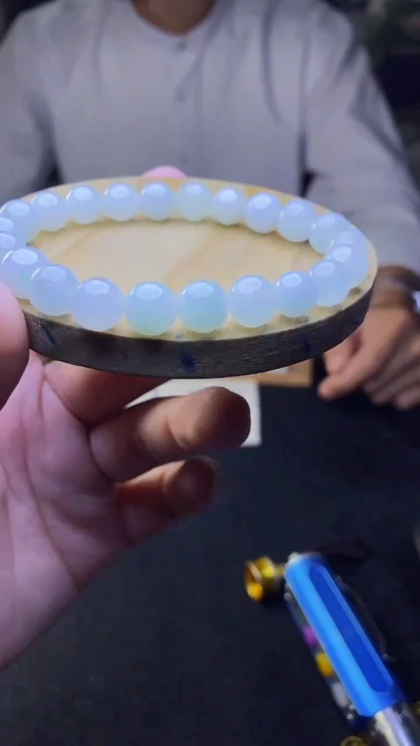 定制翡翠未镶嵌天然缅甸A货翡翠，多样性发货，拍一发一