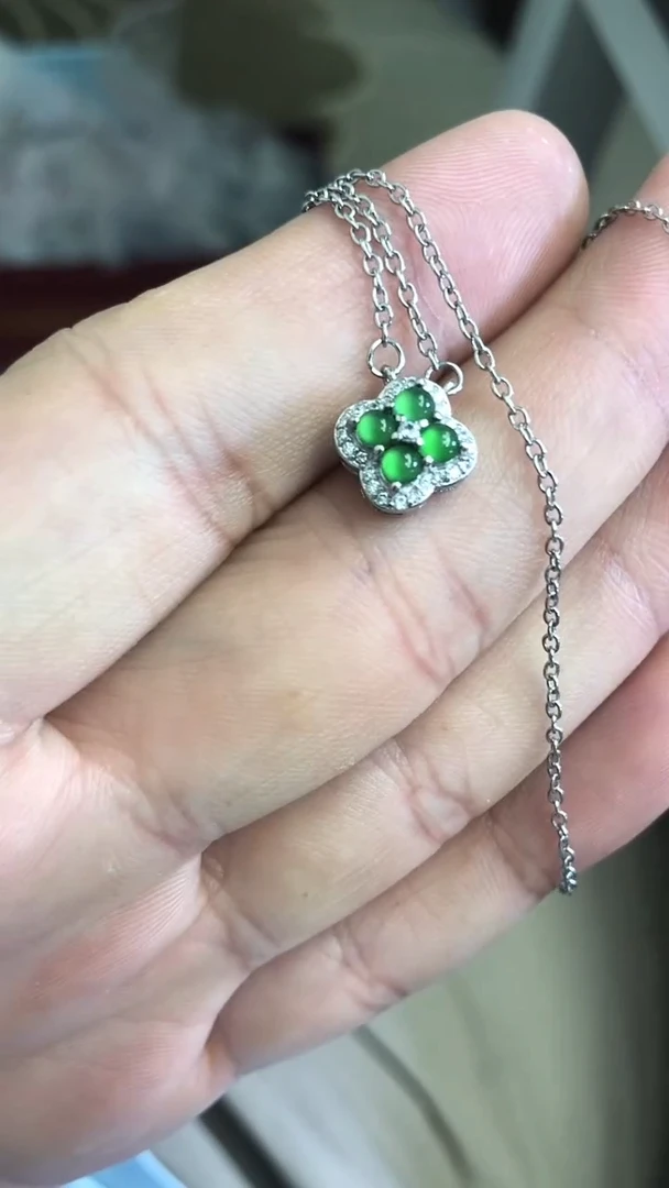 项链合金翡翠四叶草项链