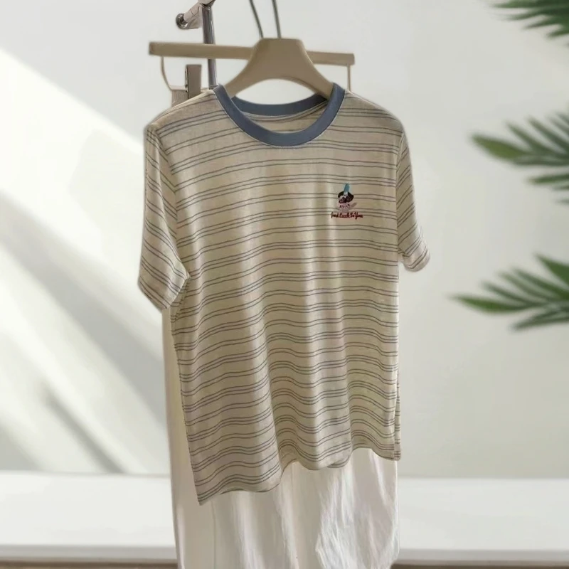 轻薄舒适撞色条纹正肩短袖T恤女夏季宽松慵懒刺绣显瘦出游服装女