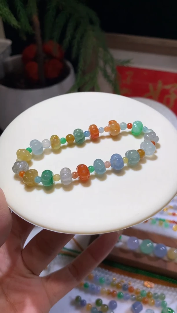 未镶嵌定制翡翠?莲花珠手串