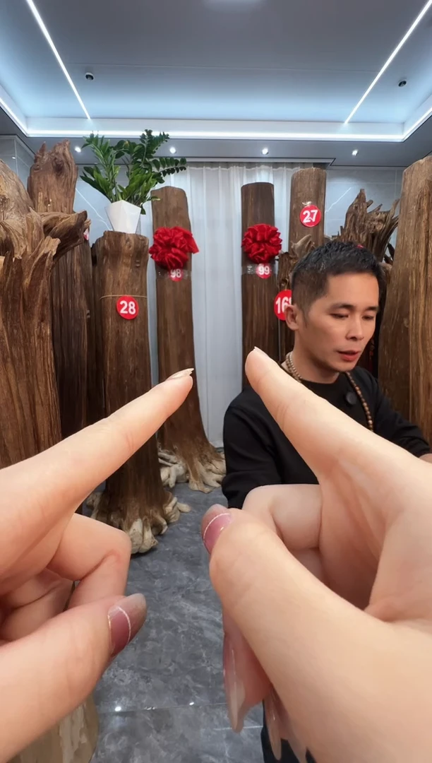 沉香摆件华*沉香原料