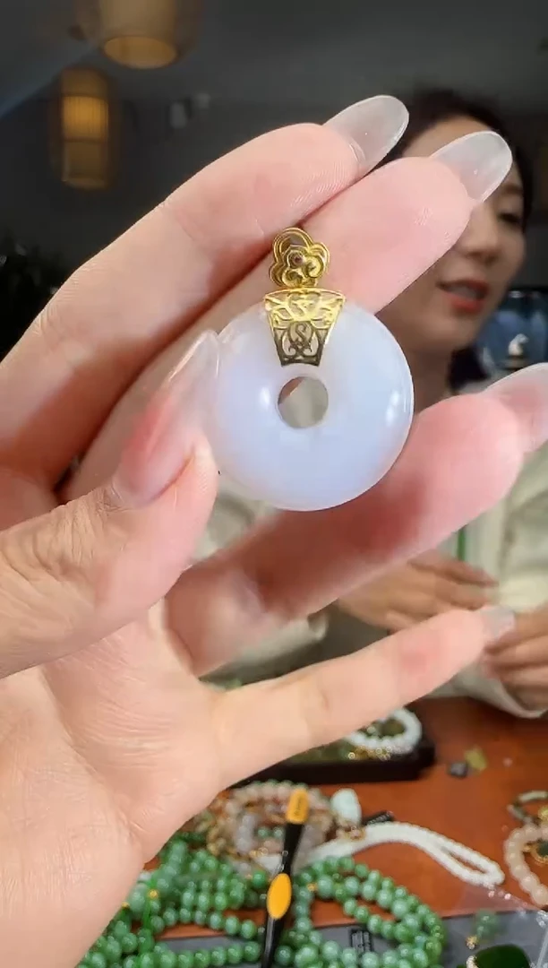 吊坠(不含链)18K金镶嵌和田玉1