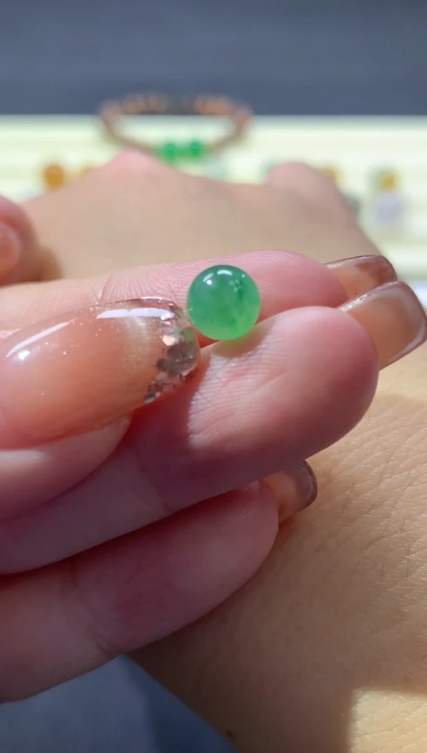 未镶嵌定制翡翠卡6.4mm