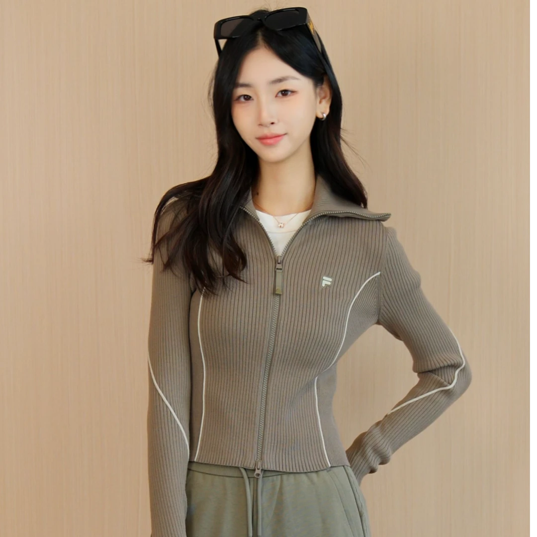 FILAFUSION斐乐长袖女款秋季针织开衫舒适运动户外休闲T11W545402