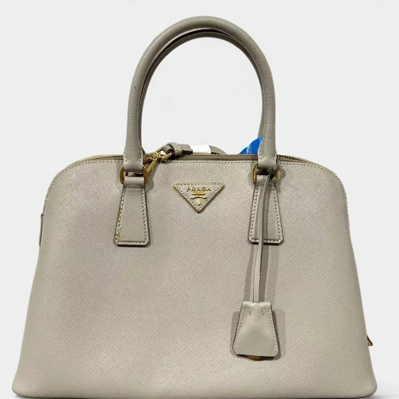 99新 Prada/普拉达 思斯专属 PRADA灰色贝壳包 BY3061