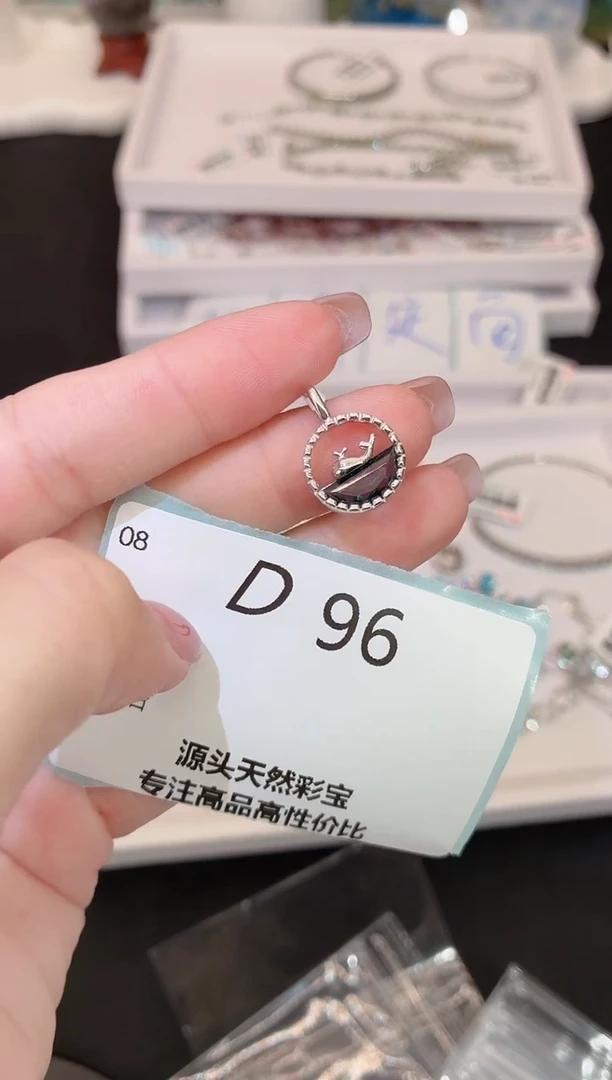 吊坠(不含链)银S925镶嵌托帕石哦**~多样性发一D96