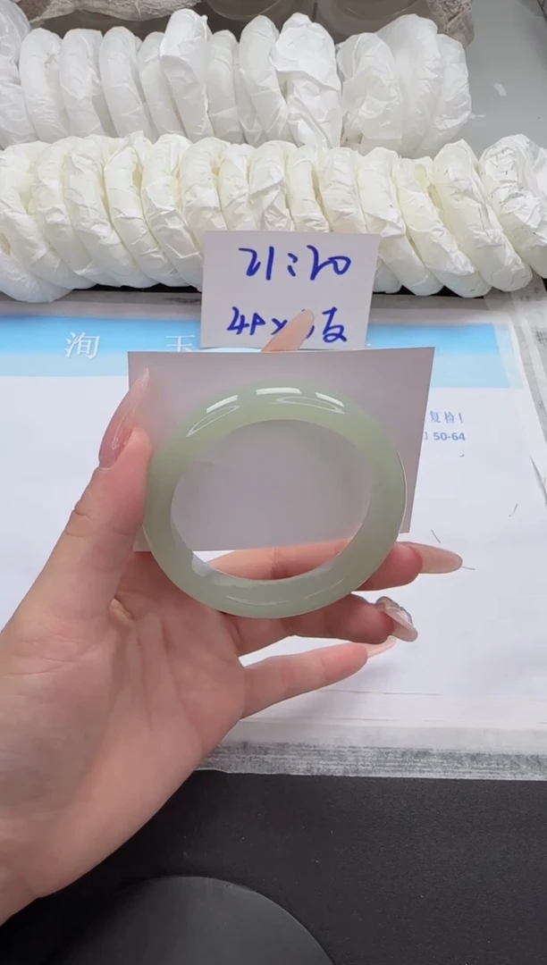 石英质玉手镯未镶嵌5-55.2