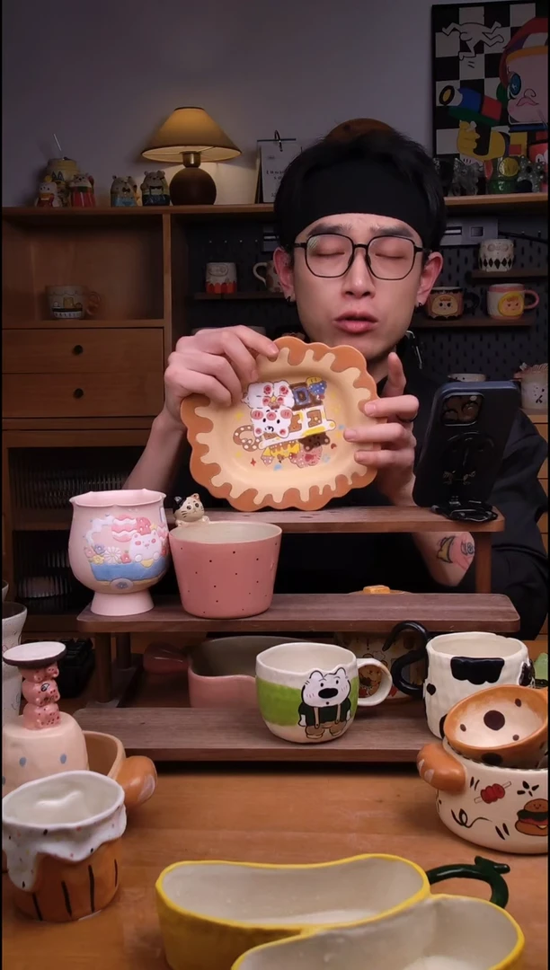 盘陶景德镇可爱设计师款陶瓷