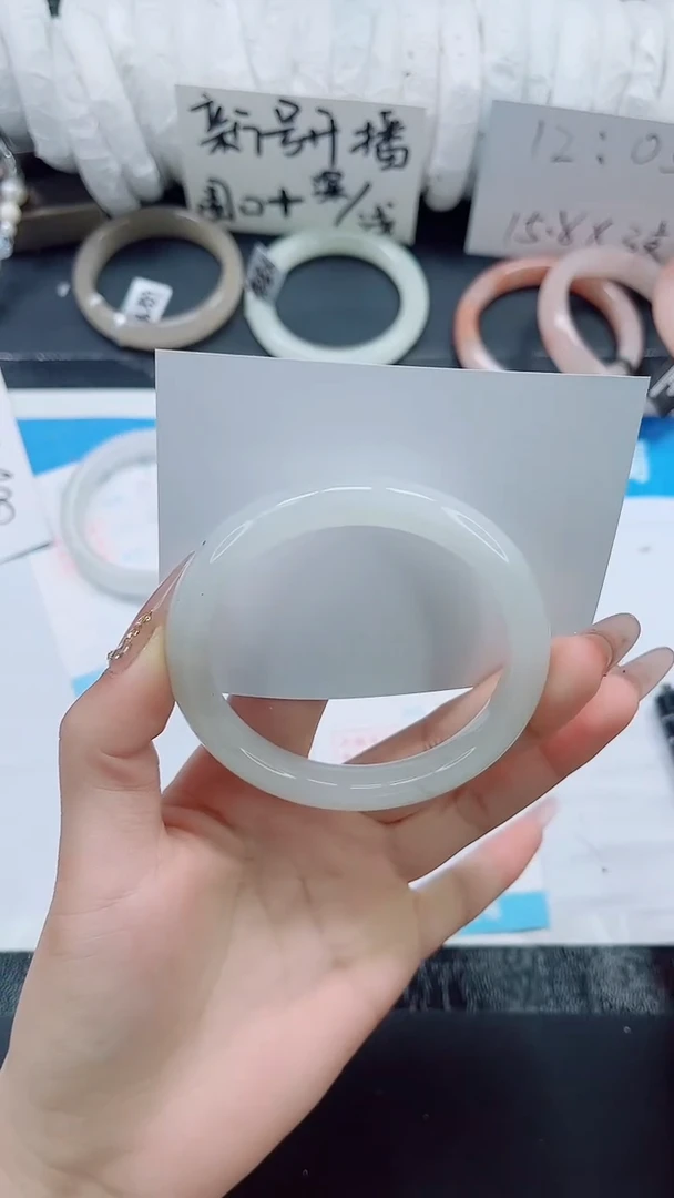 石英质玉手镯未镶嵌0168-60