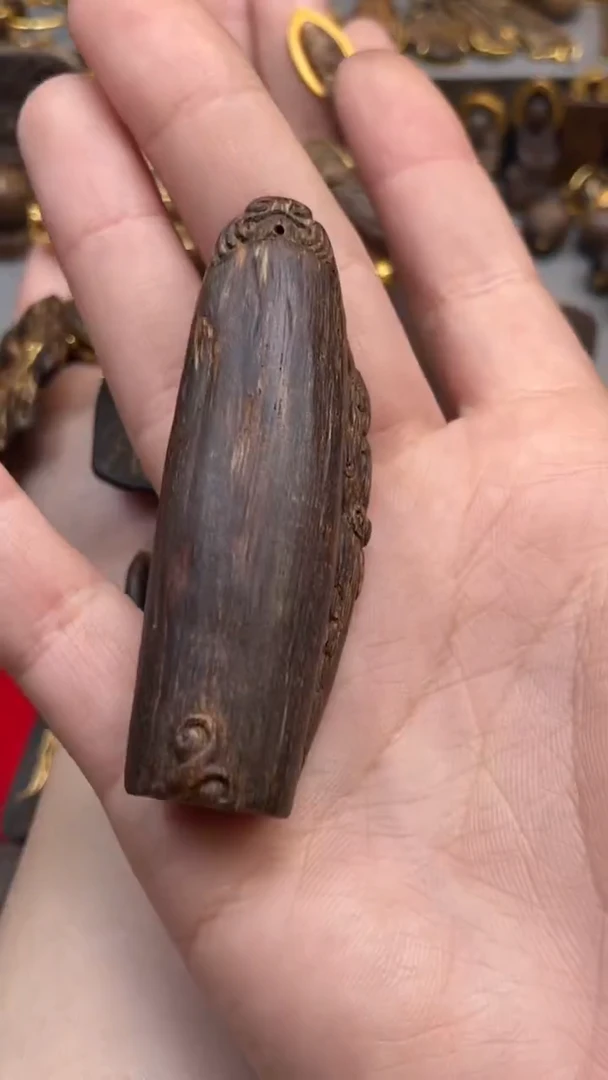 沉香吊坠沉香吊坠56