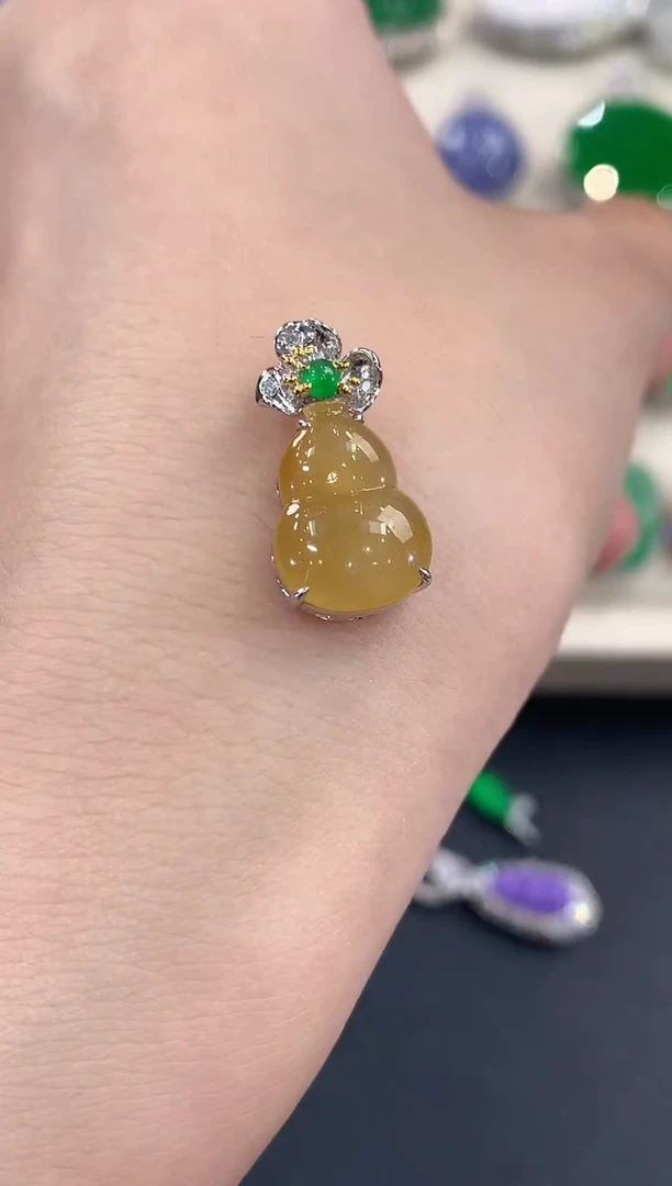 翡翠18K金镶嵌吊坠(不含链)B34