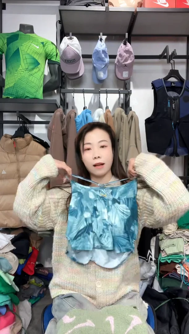 1432闪购编码  运动卫衣裤以直播间过款为准 尺码. 2 无售后