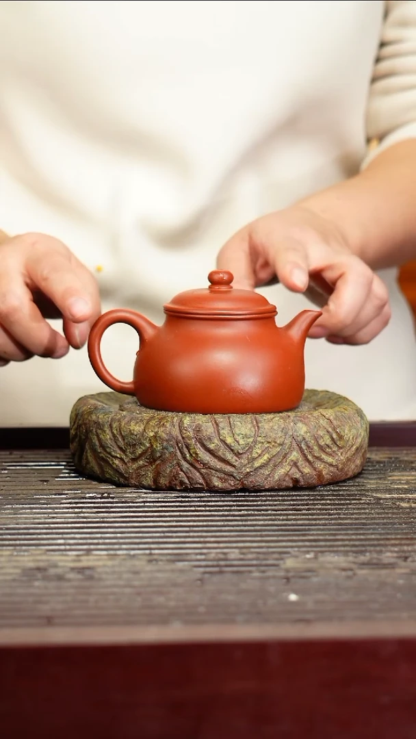 宜兴原矿紫砂壶茶壶宜兴原矿紫砂壶茶壶150C