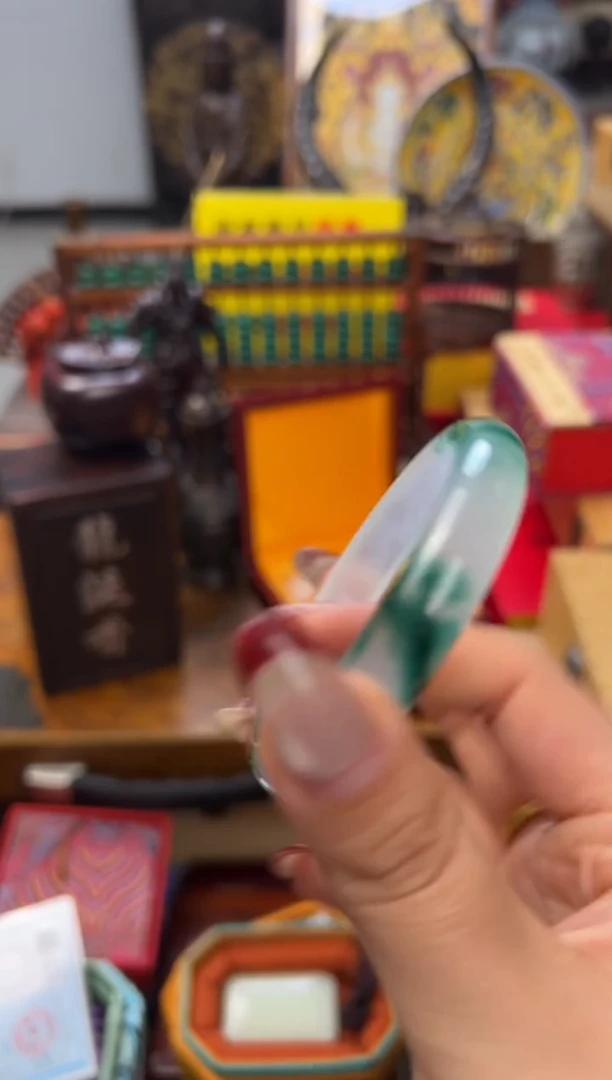 【闪购商品】翡翠挂件未镶嵌——————————