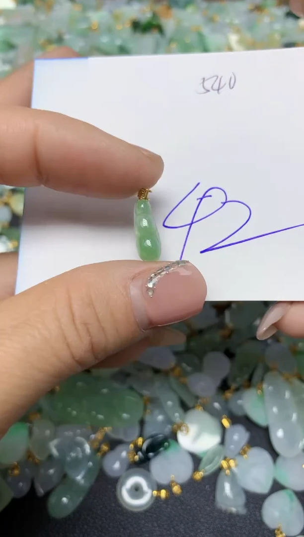 【闪购商品】翡翠挂件18K金镶嵌 天然翡翠A货