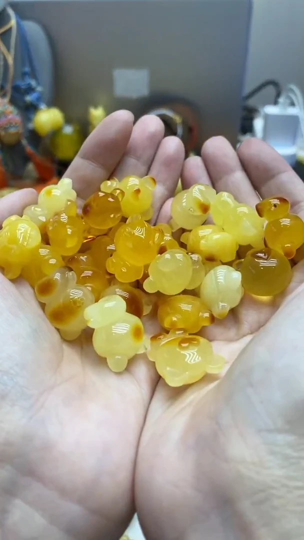 琥珀未镶嵌珠宝奇石361多样性发其一默认有瑕