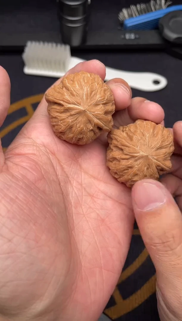 吊坠文玩核桃铁锤33S242