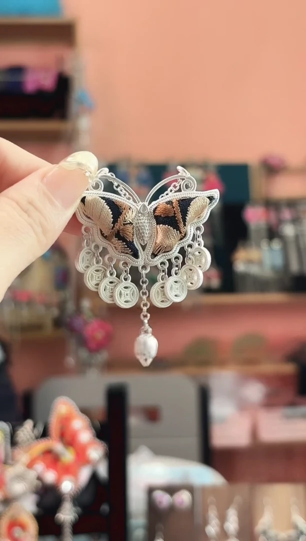 织绣艺枝独绣手工饰品83