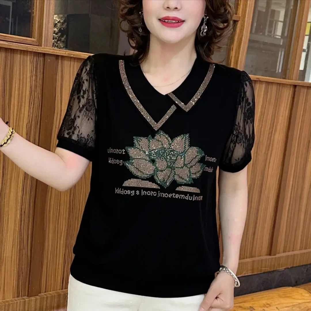 2025新款宽松休闲风T恤烫钻时尚翻领中老年女装绣花蕾丝小衫X1992