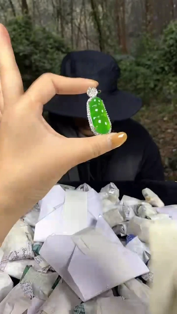 满色吊坠 所见即所得！！