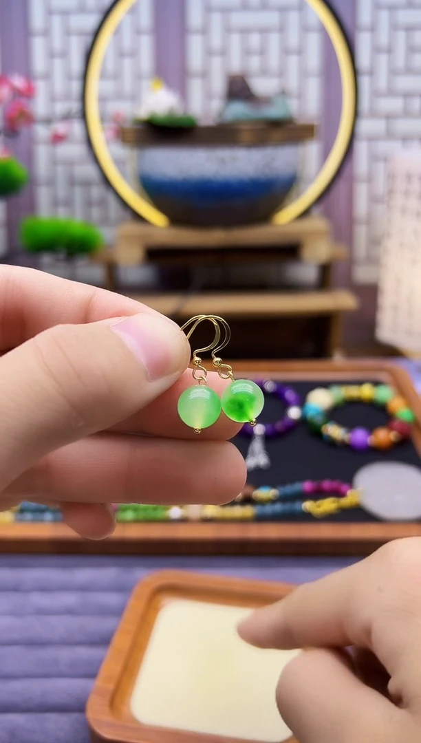 翡翠14K金镶嵌耳饰E318