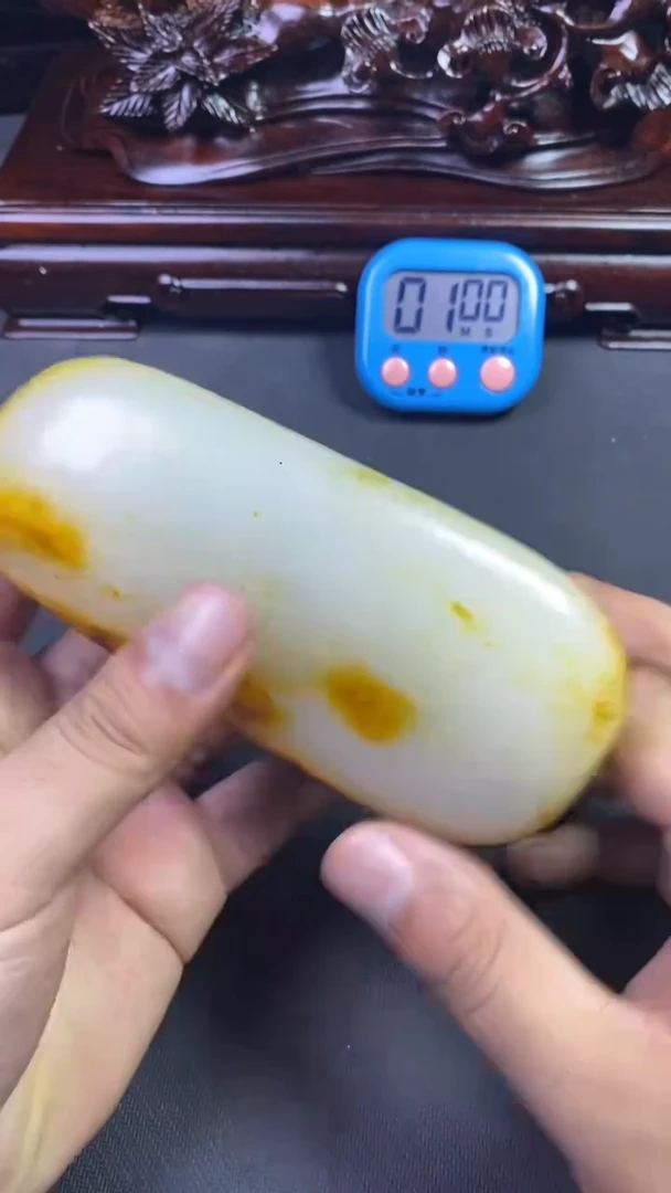 未镶嵌和田玉摆件博**翠和田玉