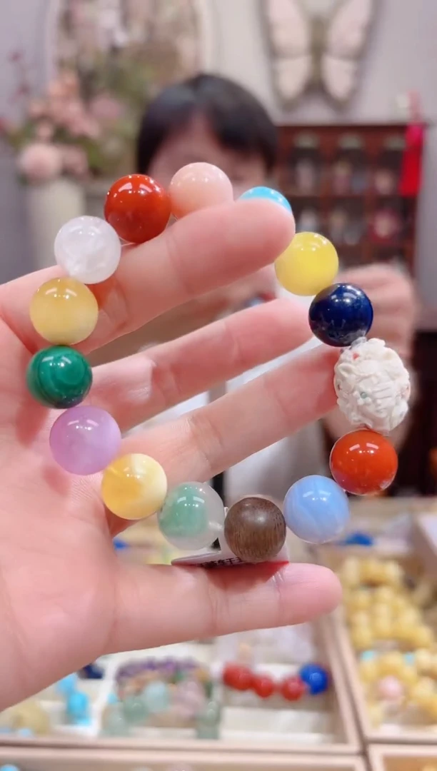 水晶手串未镶嵌设计款珠串